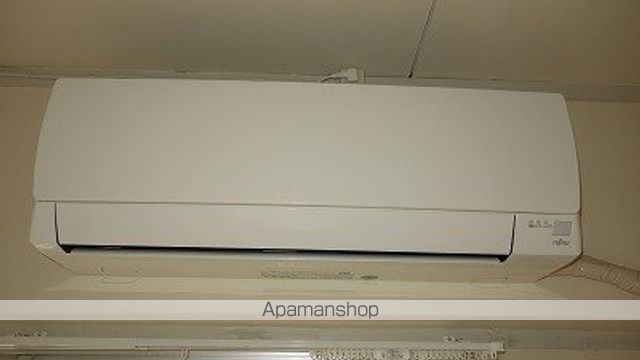 ヴィラナリー川津2号棟の内装写真