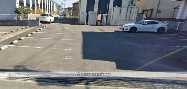 レオネクストほしやⅡ[1LDK/40.26m2]の駐車場1