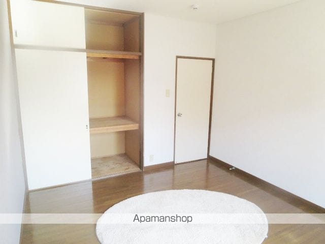 ルーミー甲府40号館の内装写真
