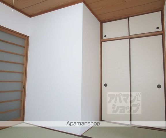 シャトルさわだの内装写真