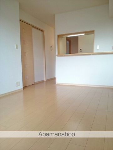 ロイヤルパーク Bの内装写真