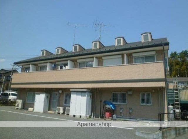 ブルーライン 片倉町駅 徒歩20分 2階建 築33年の外観写真