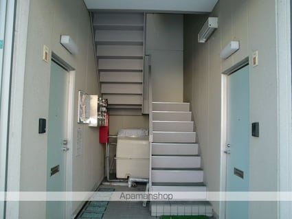 グリーン・ビュー[1DK/32.35m2]のエントランス