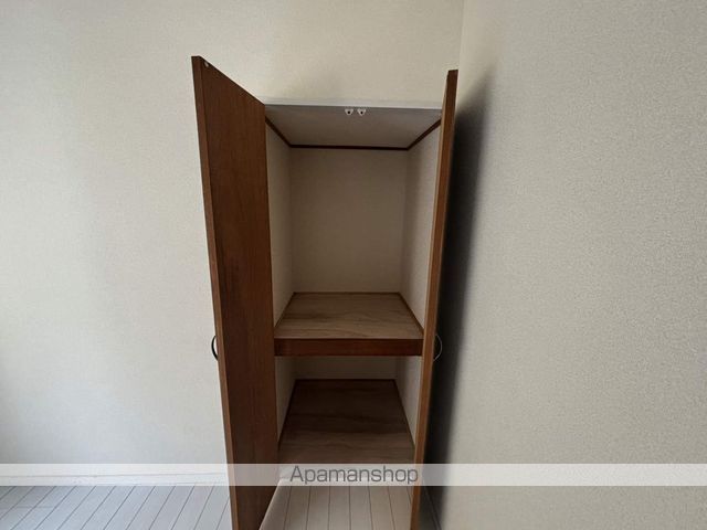 ロイヤルコート上田中の内装写真