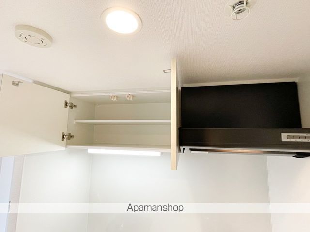ATTIRANT西三国の内装写真