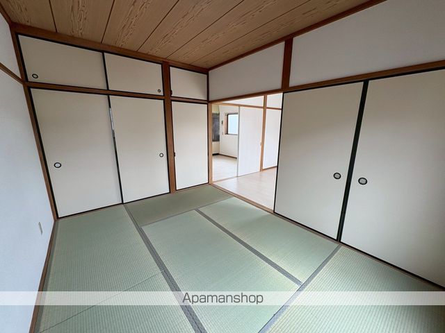 伊東ハイツの内装写真