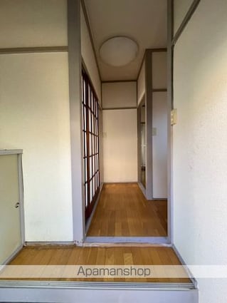 髙木貸家Ａ棟[2K/33.93m2]の玄関