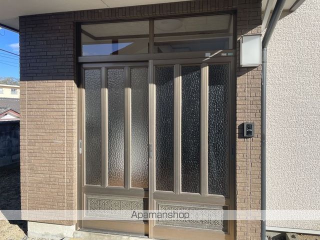 ＪＲ常磐線 内郷駅 バス乗車時間：6分 最寄りバス停で下車 徒歩4分 1階建 築56年の内装写真