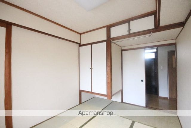 鈴ヶ台団地分譲住宅O棟の内装写真
