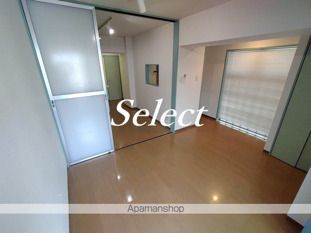 ペレネAIの内装写真
