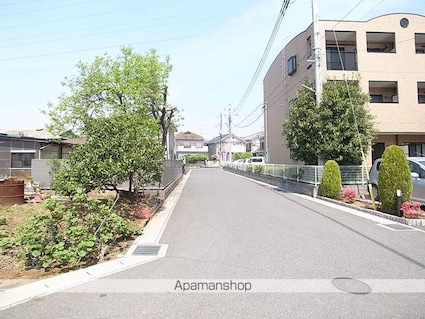 グラン　エリアール[1LDK/42.38m2]の周辺1