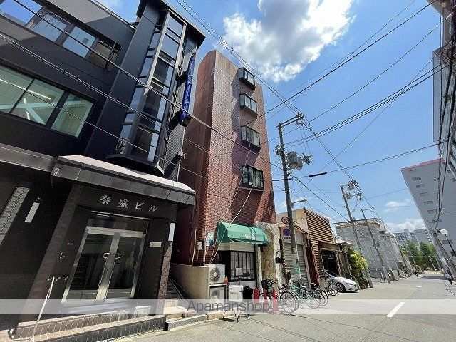 上本町レッドハイツの外観写真