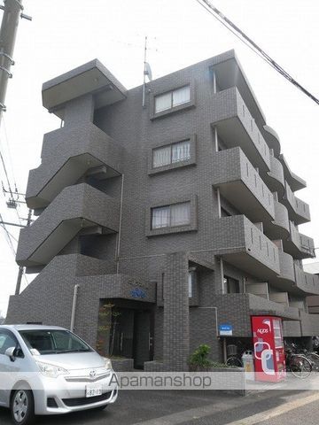 エンプロイうしおIIIの外観写真