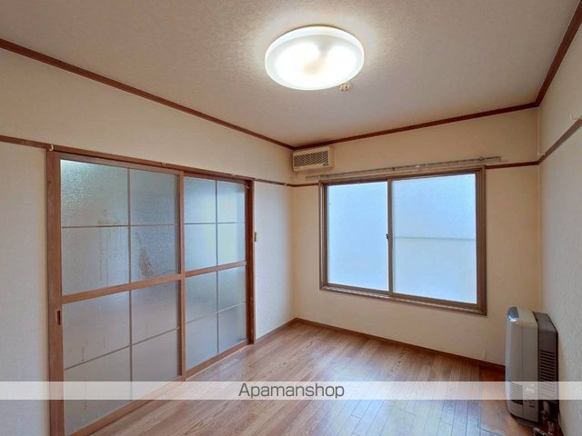 空とこもれ陽のギャルデの内装写真