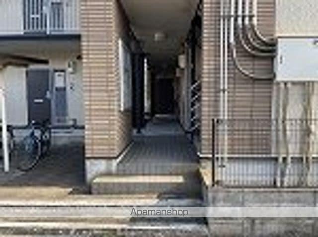 レオパレス岸和田5の玄関写真