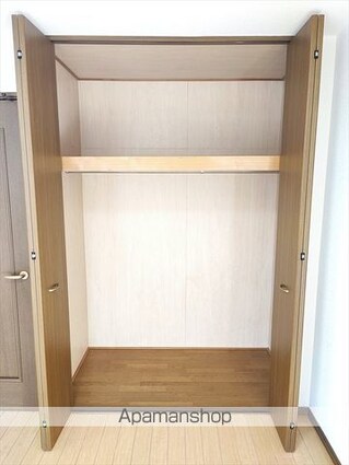 和歌山県和歌山市紀三井寺[1DK/36m2]の収納