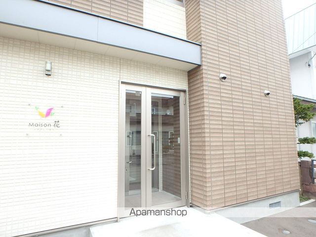 メゾン花の玄関写真