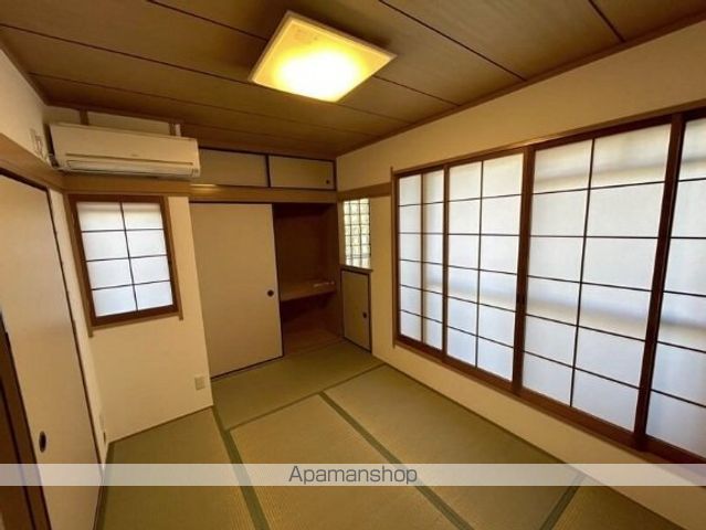 行旨ビルの内装写真