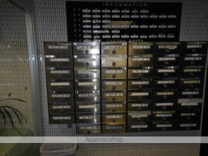 東京都目黒区碑文谷５丁目[1R/19.25m2]のエントランス1