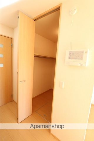 ロイヤルヒル三郷の内装写真