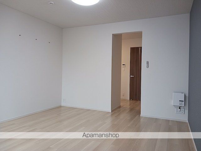 エターナル ヴィレッジIIIの内装写真
