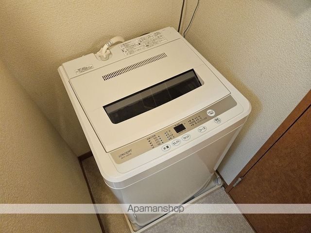レオパレスウェル春日の内装写真