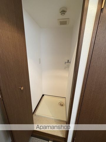 LEGALTENJINBASHIの内装写真
