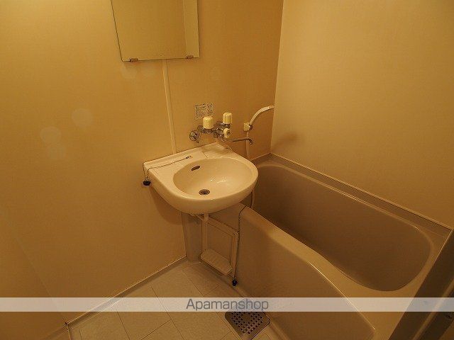 ロイヤルレインボー平岸 A棟の内装写真