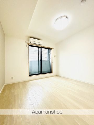 ワコーレヴィータ関目WESTの内装写真