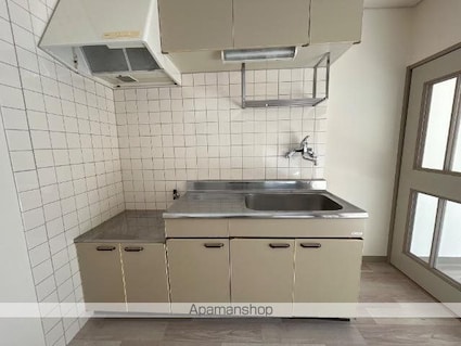 グランシャルマン通町[3DK/51.03m2]のキッチン2