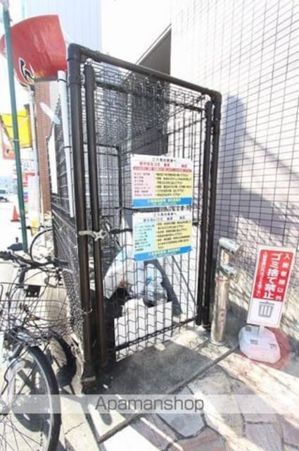 香川県高松市栗林町１丁目[1K/25.06m2]の共用部1