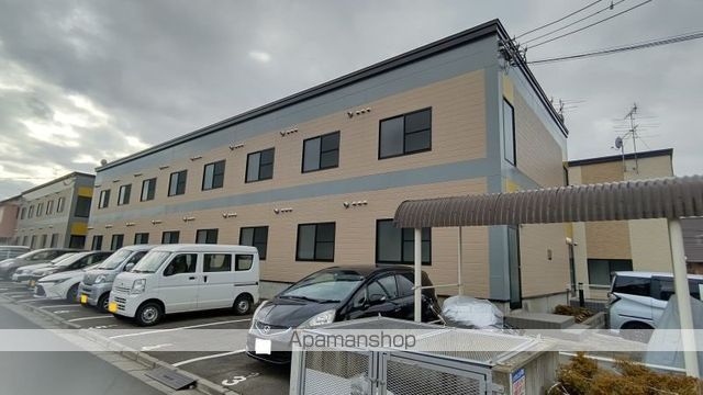 レオパレスタウンコート石川IIの外観写真