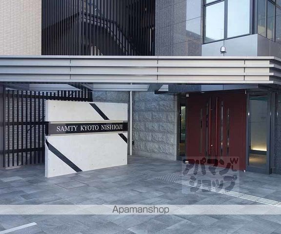 サムティ京都西大路の玄関写真