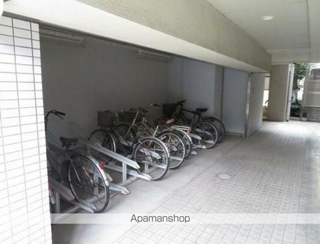 ブライズ西荻窪の玄関写真