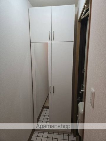 レジデンス矢三 B棟の内装写真