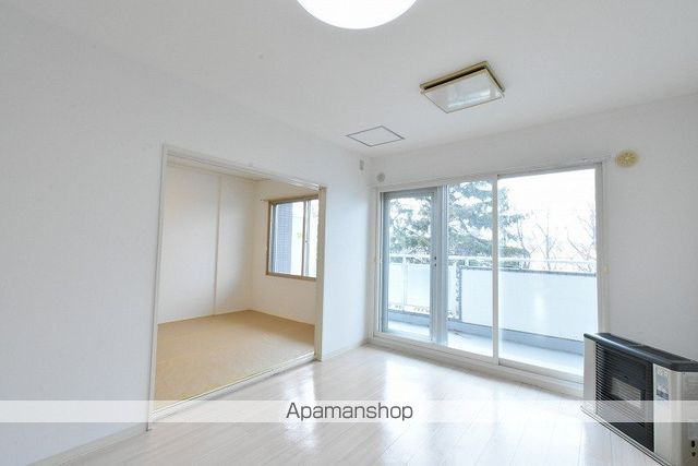 クレア西岡の内装写真