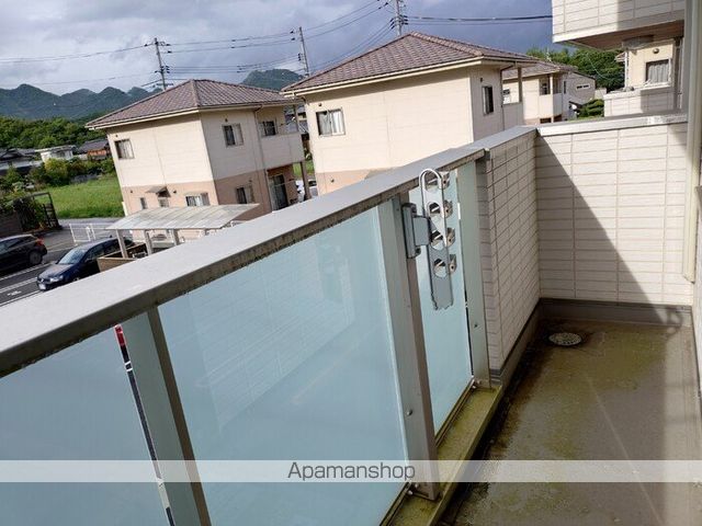 フロントラージパークの内装写真