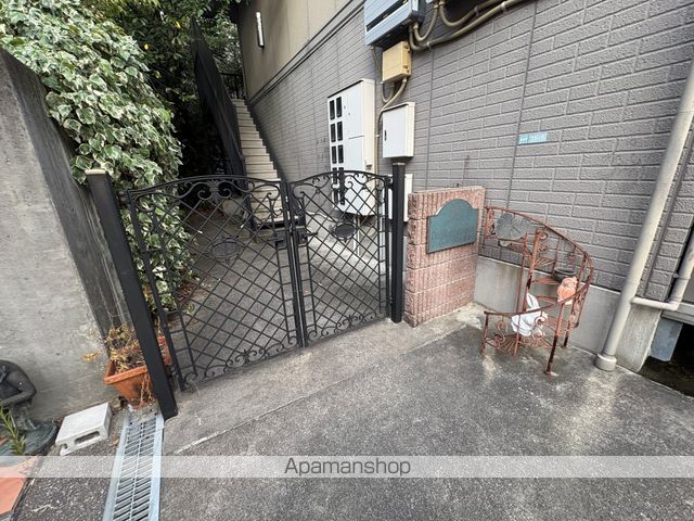 コンパニエロ北口の玄関写真