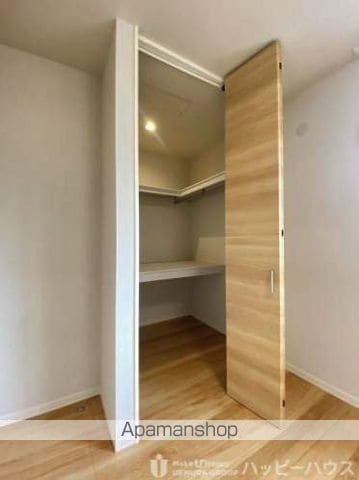S-room曰佐の内装写真