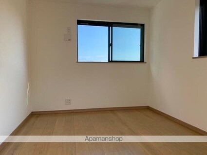 ＧａｒｄｅｎＣｏｕｒｔ上大岡Ａ号棟[1R/18.63m2]のリビング・居間