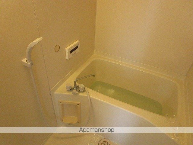 外山レイクサイドハウスH棟の内装写真