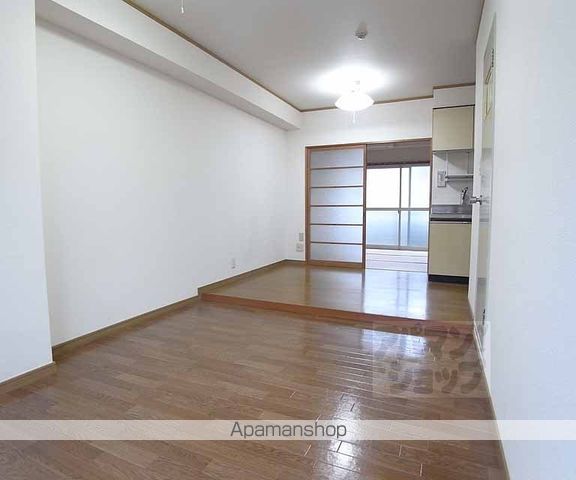マンションいそい常盤の内装写真