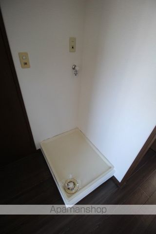 菊川市 2階建 築35年の内装写真