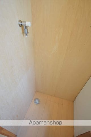 NEEDSの内装写真