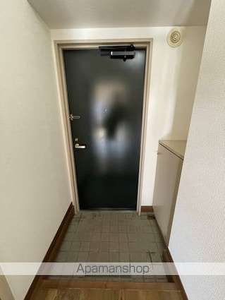 広島県広島市中区西十日市町[1R/26.98m2]の玄関
