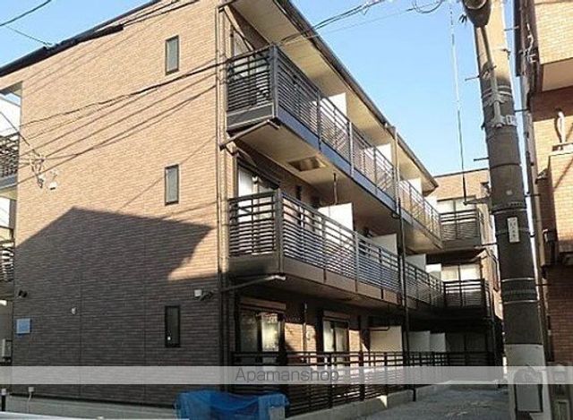 レオネクストティー エムの玄関写真