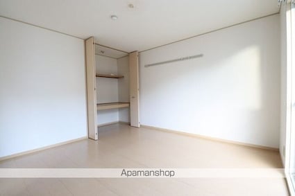 ＲＯＹＡＬ　ＧＡＲＤＥＮ　ＣＡＳＡＨＡＲＡ[2LDK/67.53m2]の内装2