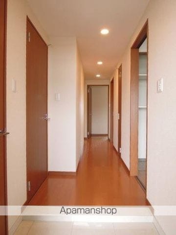 ロイヤルガーデン桜町二丁目の内装写真
