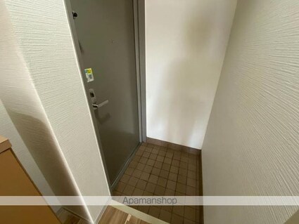 メゾン・ド・パリス[1K/21.71m2]の玄関