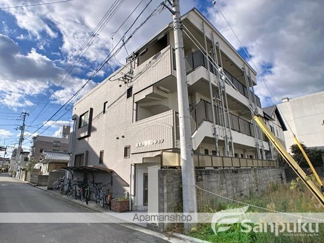 道後今市マンションの外観写真
